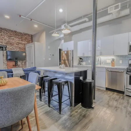 Apartamento Unbeatable Location 4 Bed Loft Parking Optional